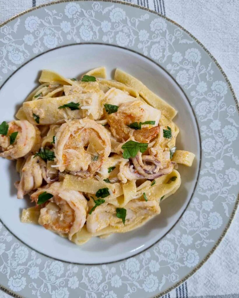 creamy seafood pasta