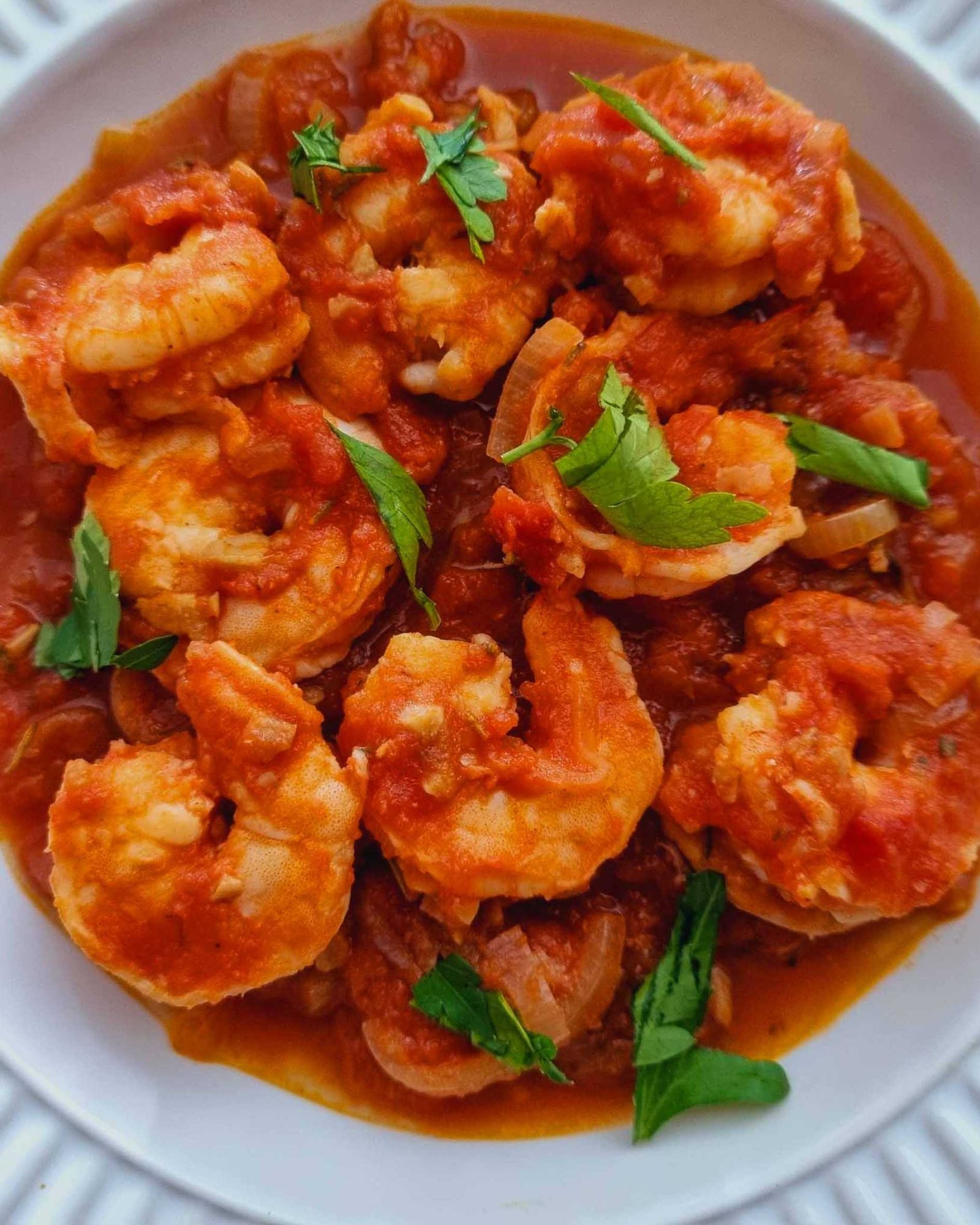 garlic shrimp in tomato sauce