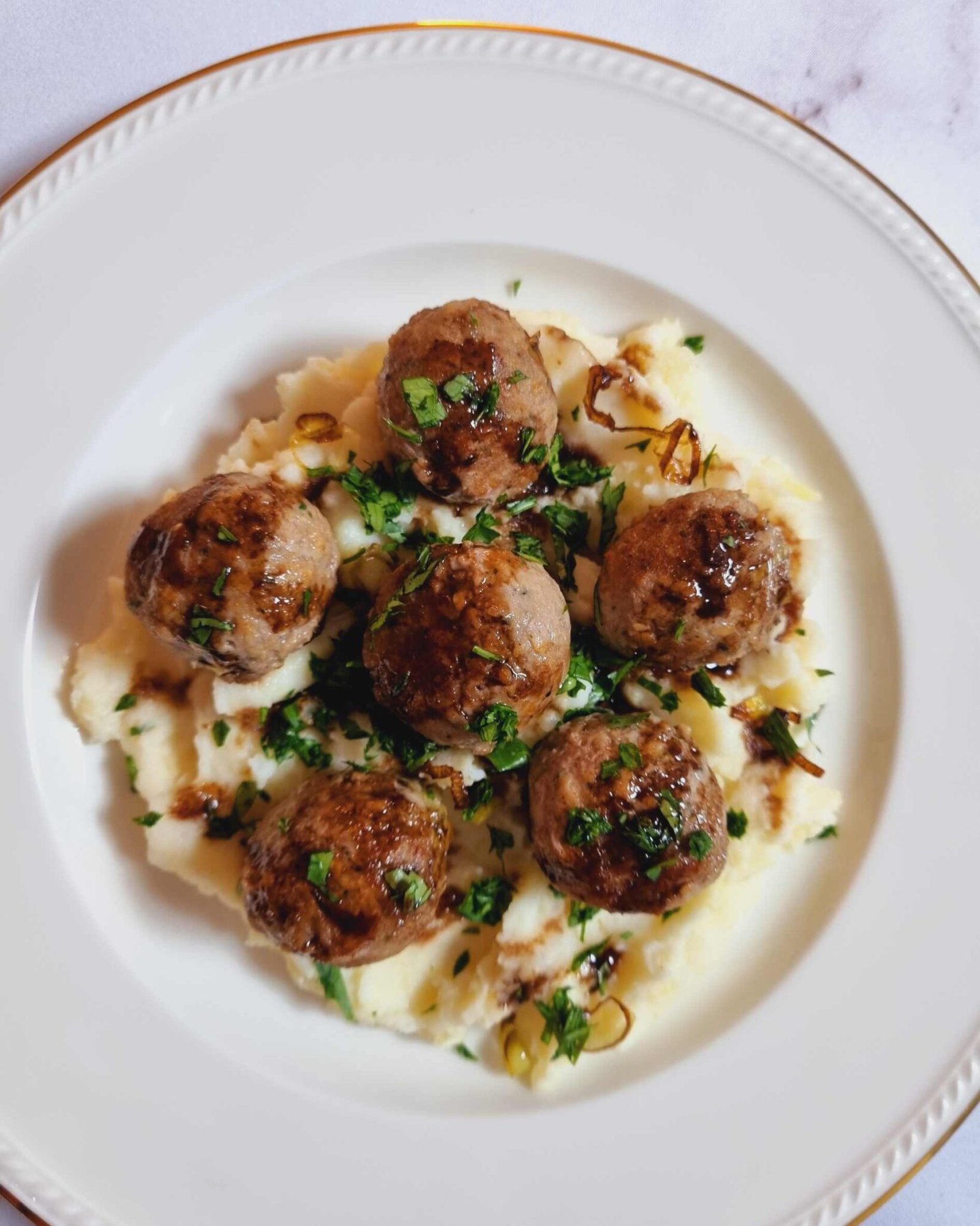 Meatballs and mash