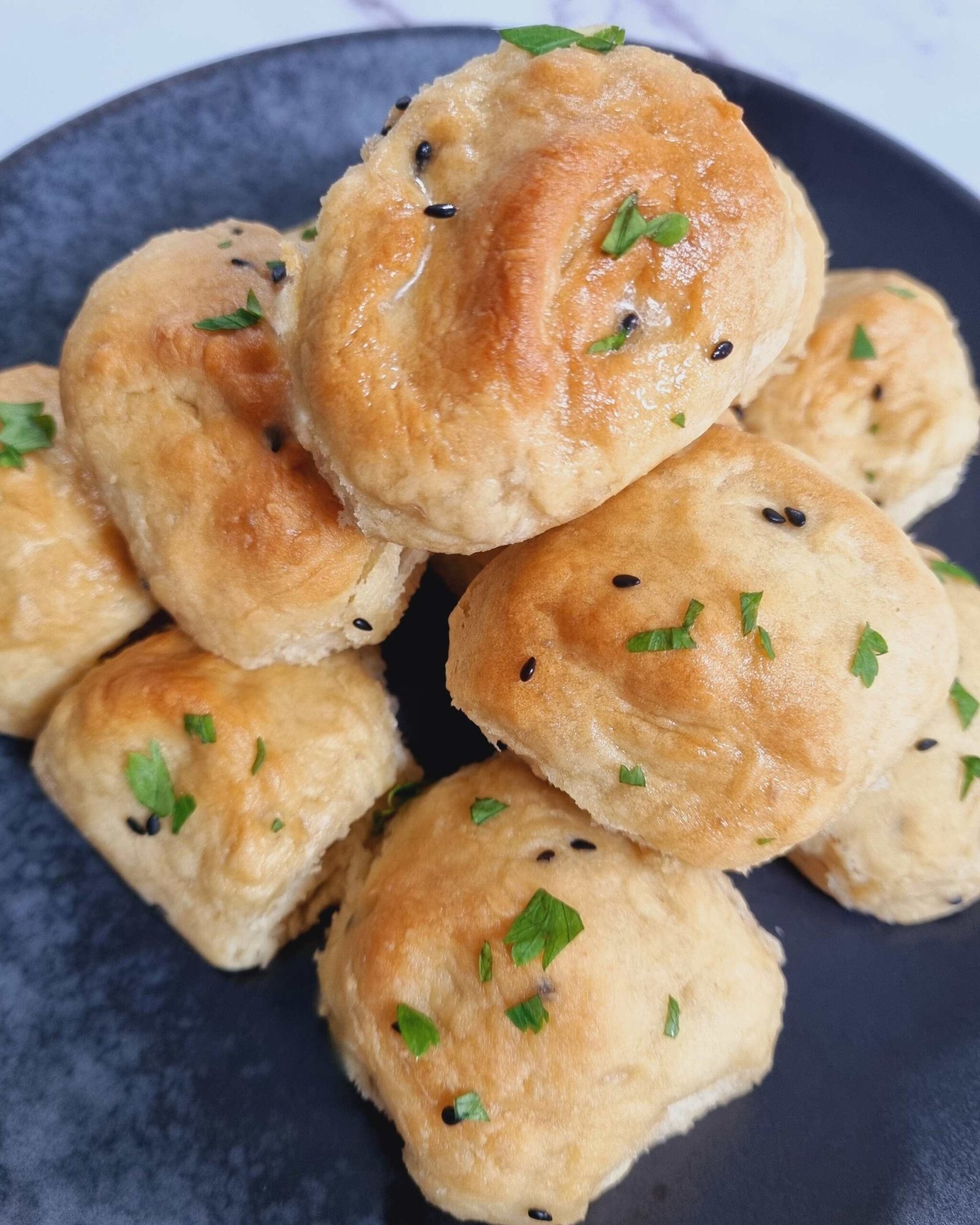 dinner rolls