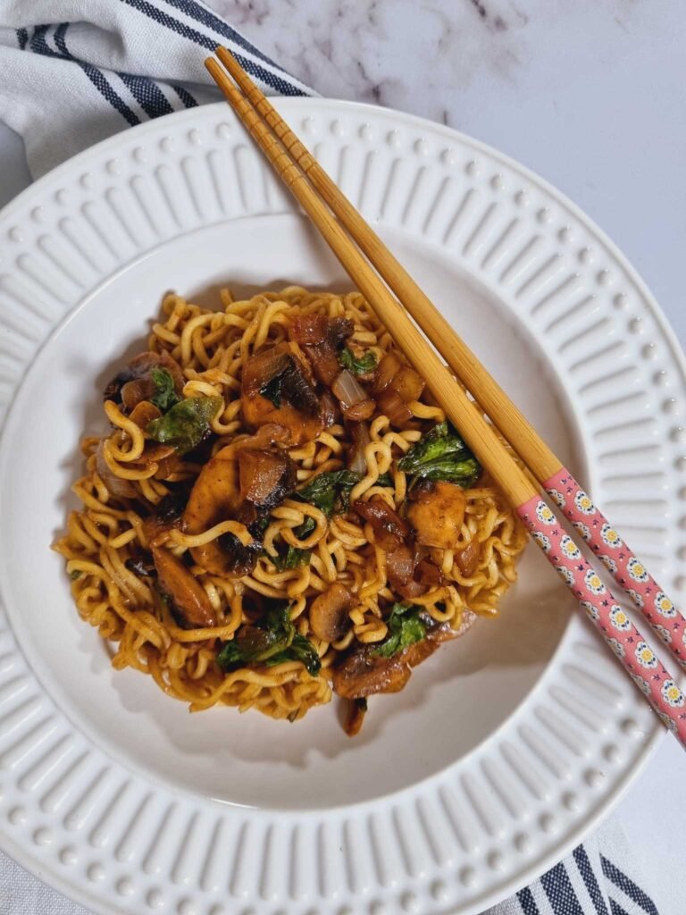 spinach and mushroom noodles