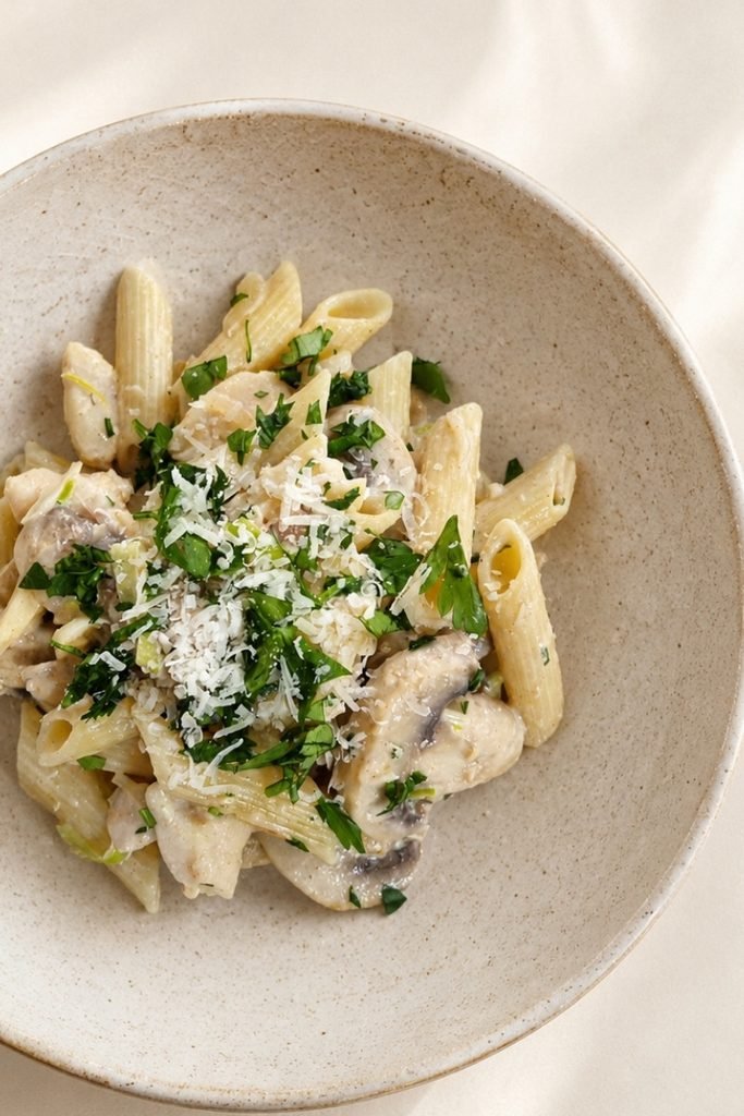 Creamy Chicken and Mushroom Pasta