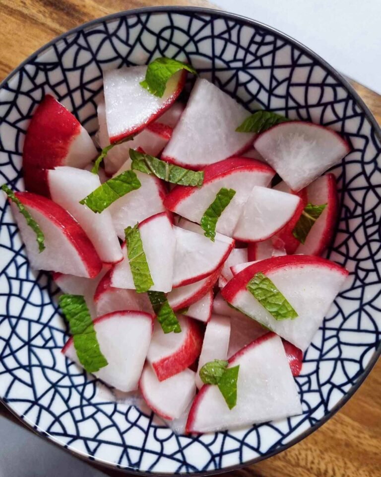 Red radish salad