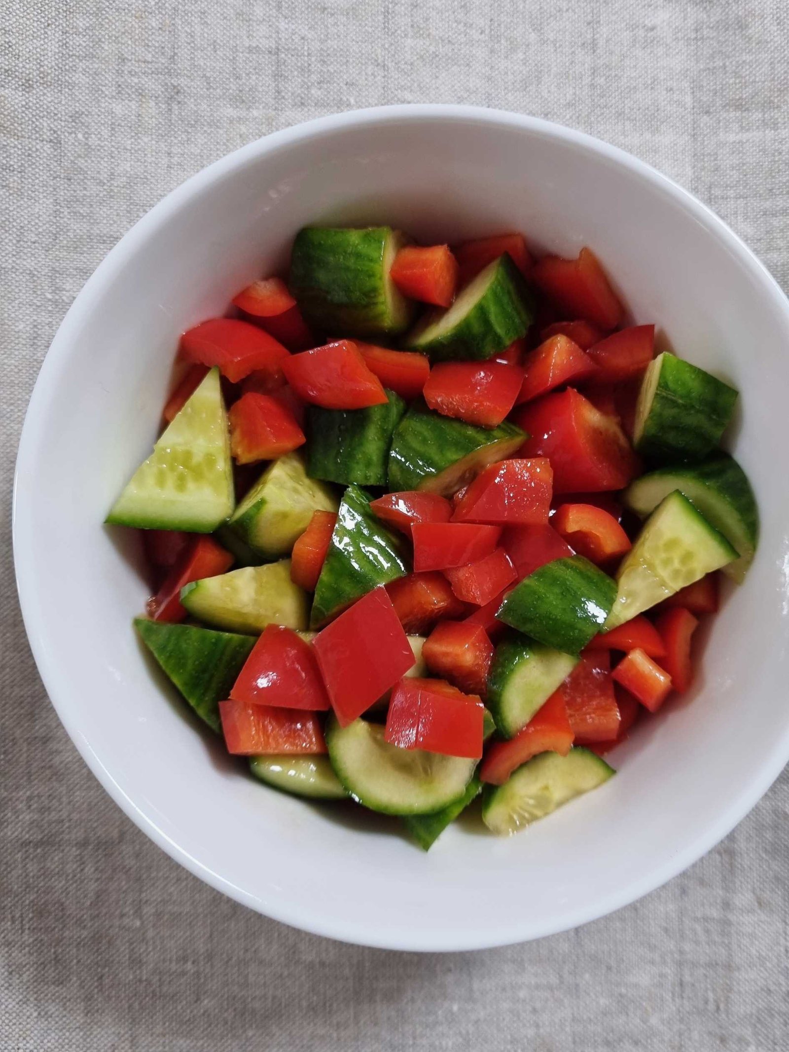 Balsamic Red Pepper and Cucumber Salad